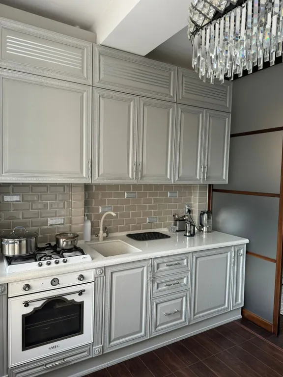 Уютная квартира в центре города с видом на море