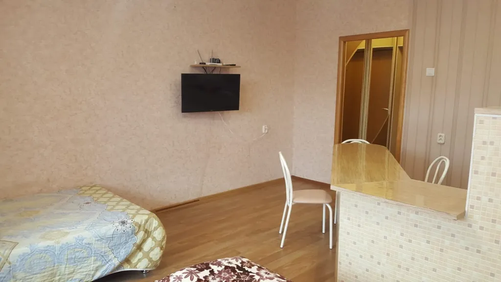 В районе областной больницы, клиники микрохирургии глаза Мицар