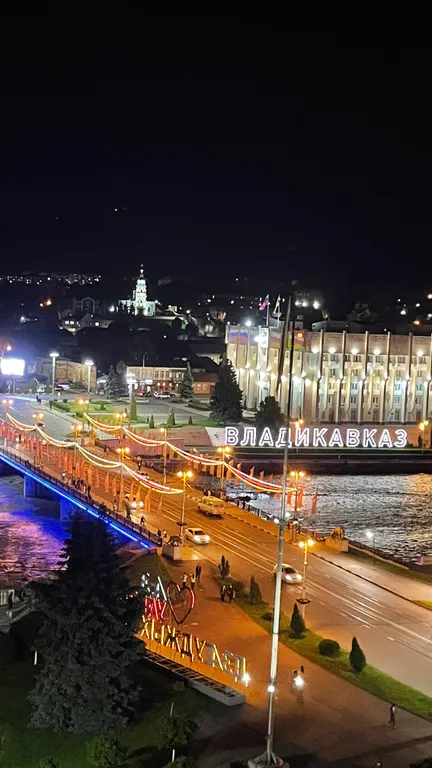 Квартира на набережной в центре