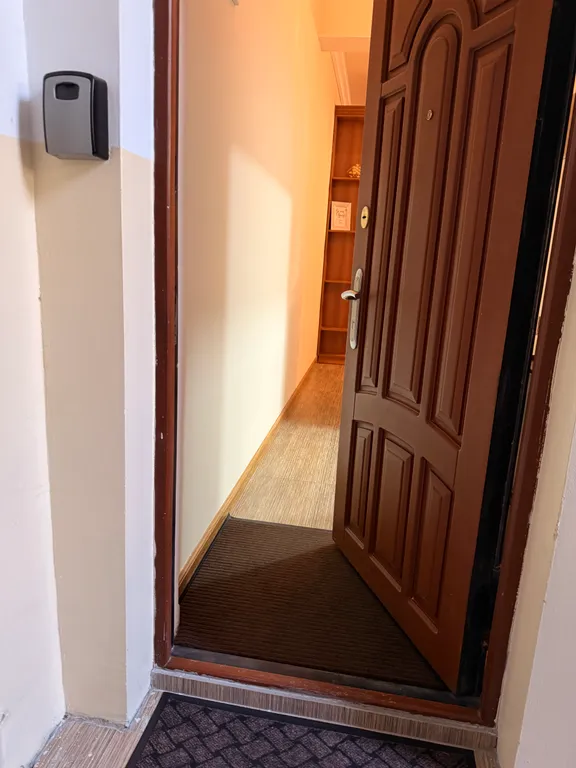 Душевная квартира рядом с Каскадом