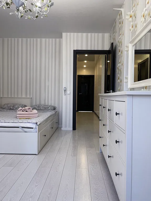 Трехкомнатная квартира на Парнасе