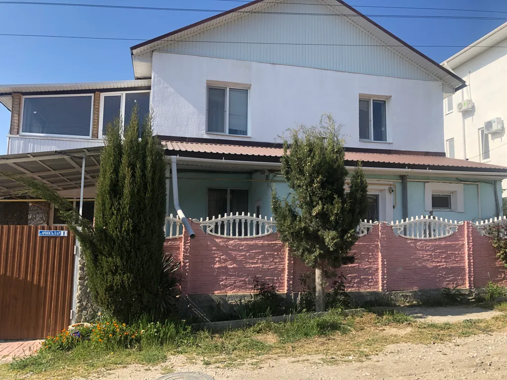 Коттедж 2-й этаж для одной семьи — аренда посуточно в Судак