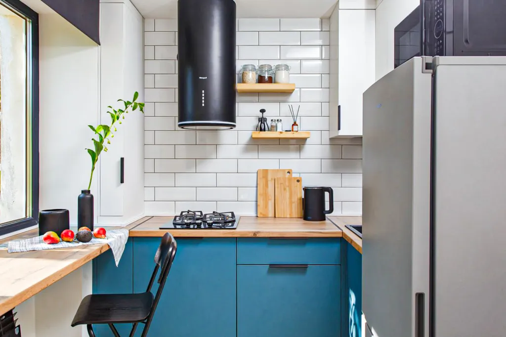 Двухкомнатная квартира на набережной в центре Великого Новгорода