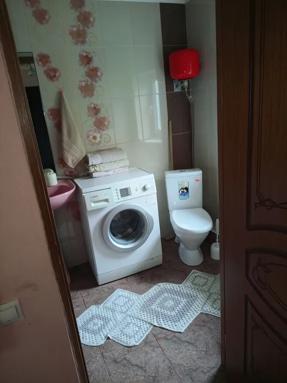 Домик крошка в три окошка