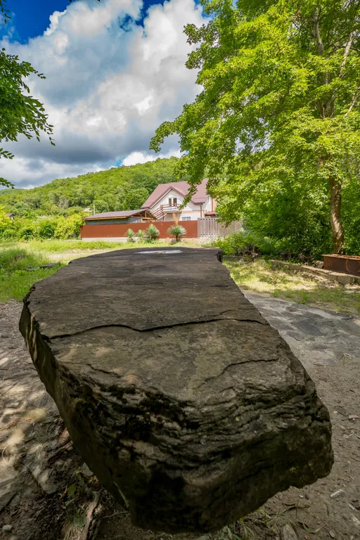 Коттедж Домик в лесу — Пляхо