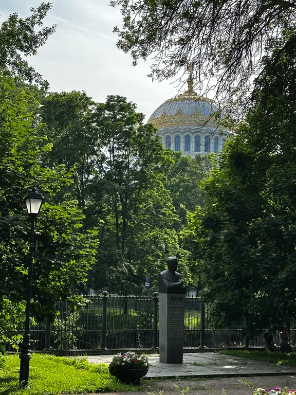 Квартира 3-комнатная дизайнерская квартира-комфорт с балконом в центре — Кронштадт