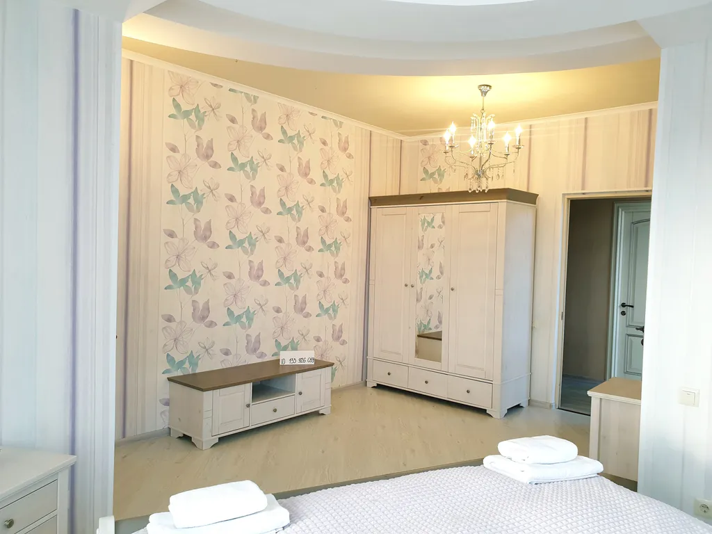 Дом среди гор в Байдарской долине Эвимиз