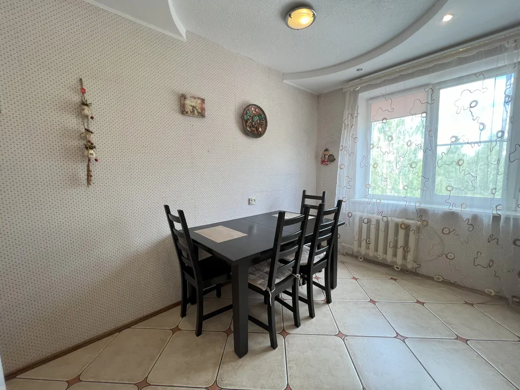 Трехкомнатная квартира в центре