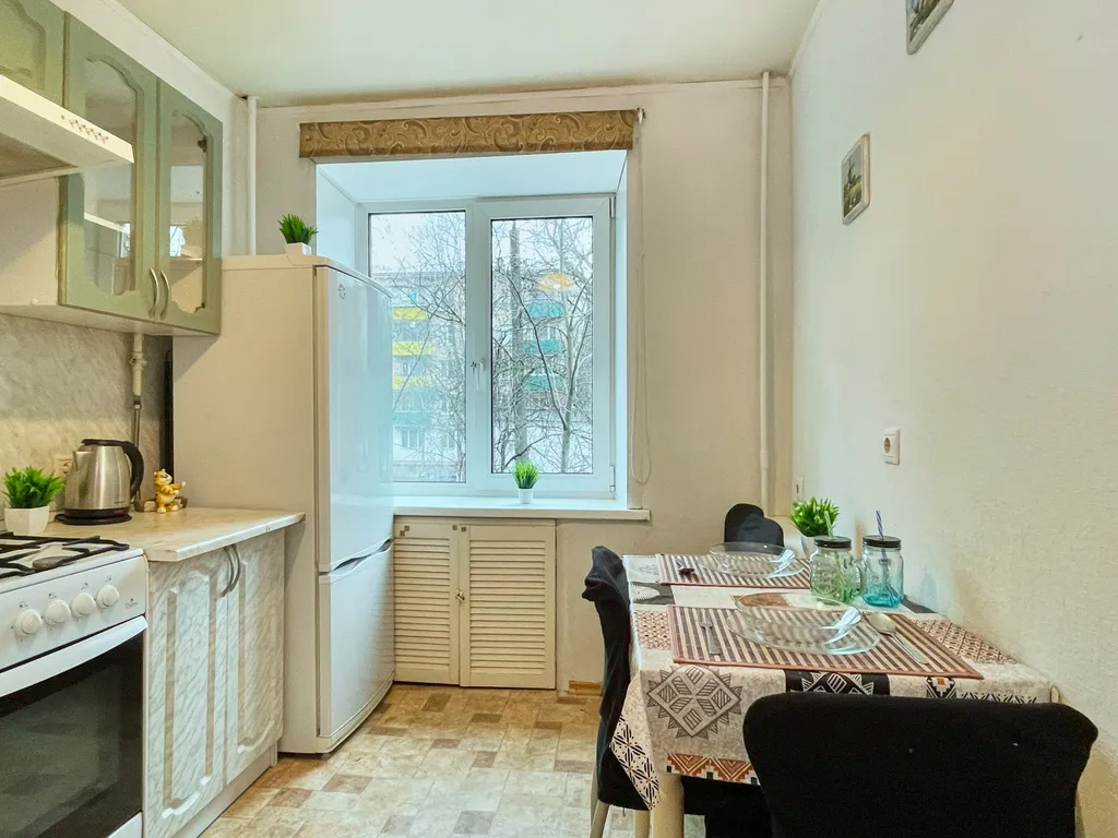 Просторная квартира с раздельными комнатами для 1-6 гостей