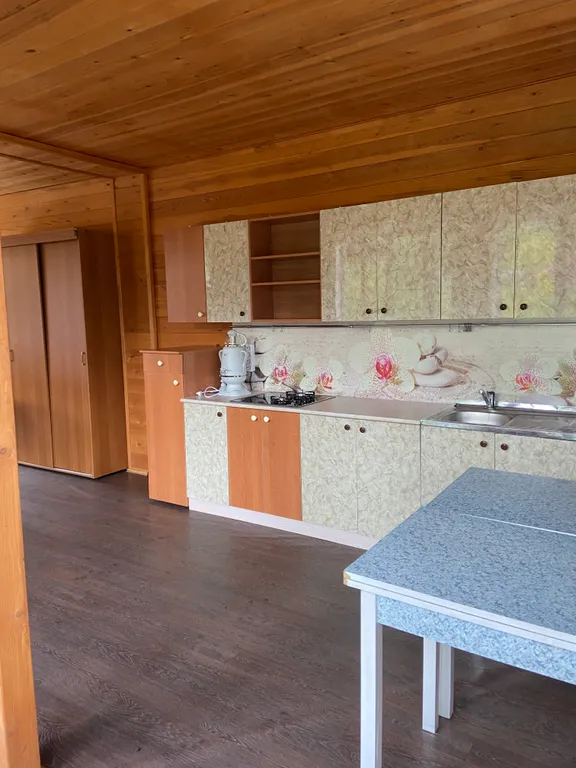 Уютный коттедж с камином