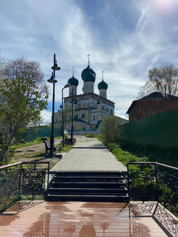 Очаровательный коттедж с видом на Волгу