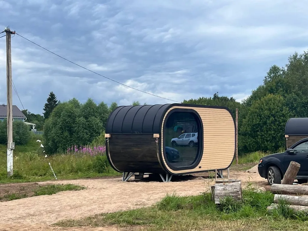 Атмосферный дом со всеми удобствами, панорамным окном и кондиционером