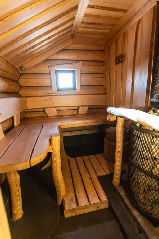 Просторный светлый дом с баней и фурако