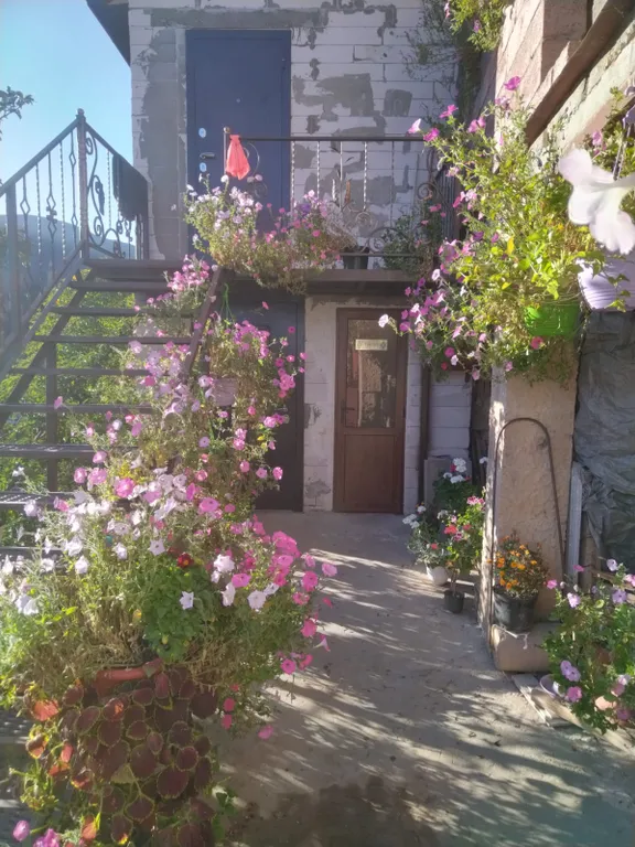 Просторный дом с видом на горы