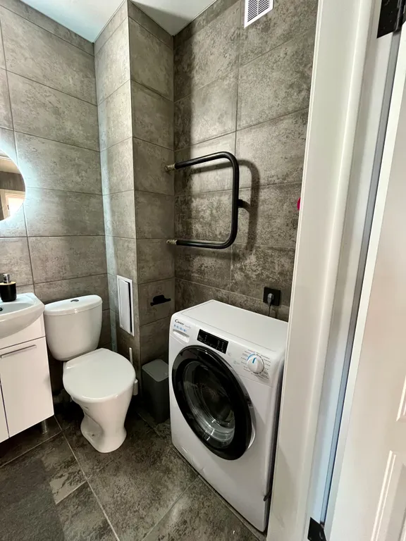 Дизайнерская квартира при въезде в город