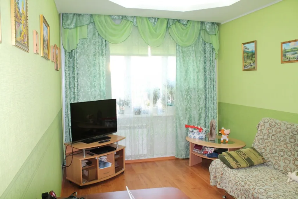 4-комнатная Квартира — аренда посуточно в Кировск