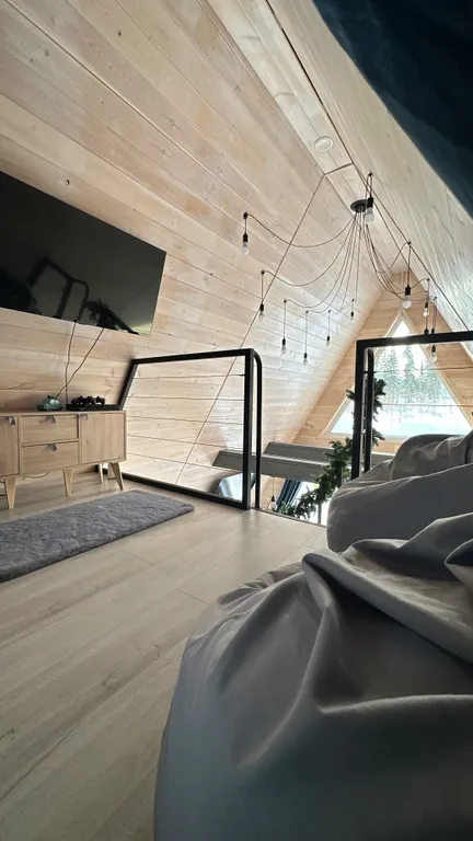 Уютный домик в стиле Афрейм с видом на горы