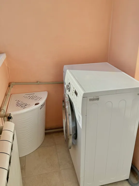 Уютное гнёздышко у леса