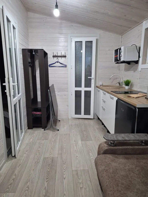 Гостевые домики с бассейном