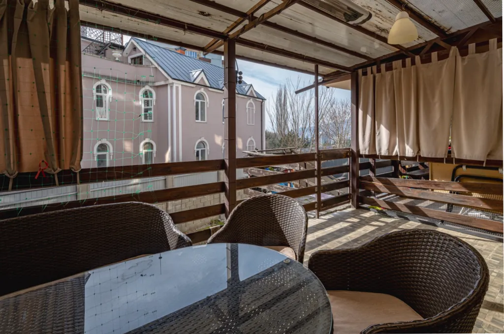 Двухэтажная квартира «отдых у ручья» со своей террасой и мангалом