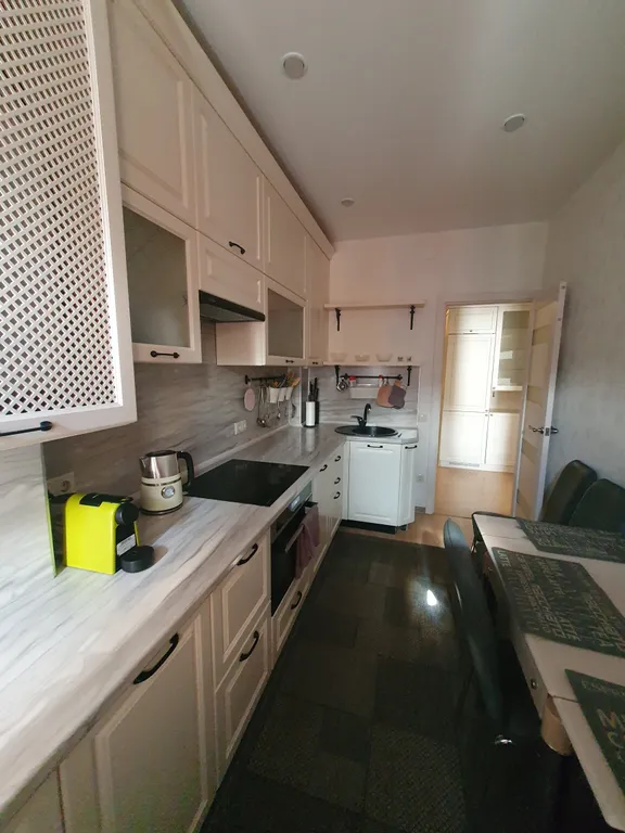 Уютная двухкомнатная квартира на набережной Волги