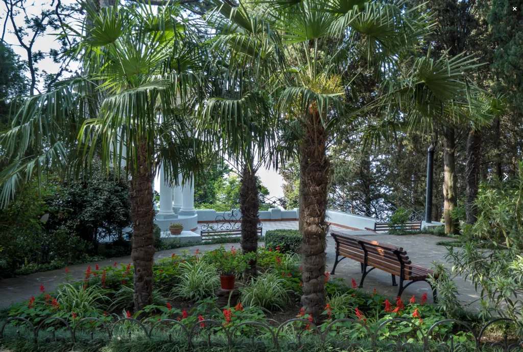 Апартамент в центре с видом на море