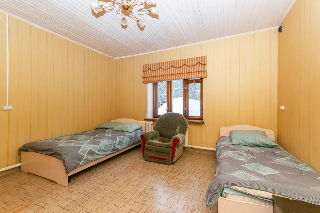 Дом вблизи соснового бора