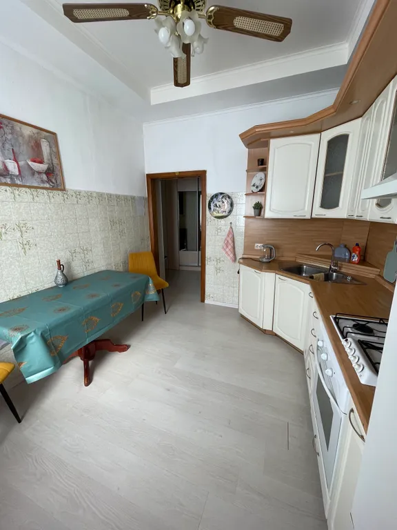 Полнометражная 2-комнатная квартира в историческом центре