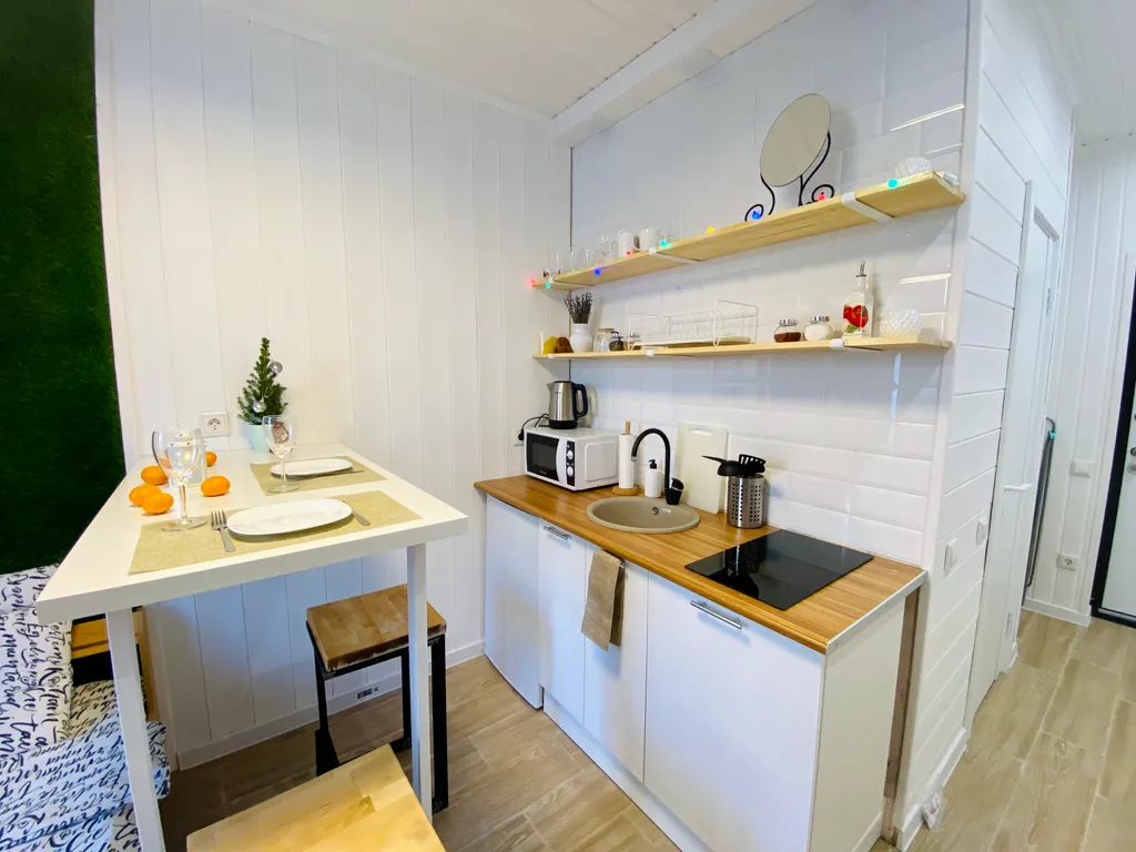 Уютная студия в стиле загородного дома