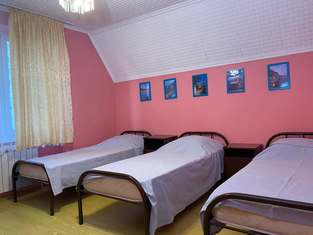 Квартира Трёхкомнатная квартира для большой компании в тихом центре Анапы — Анапа