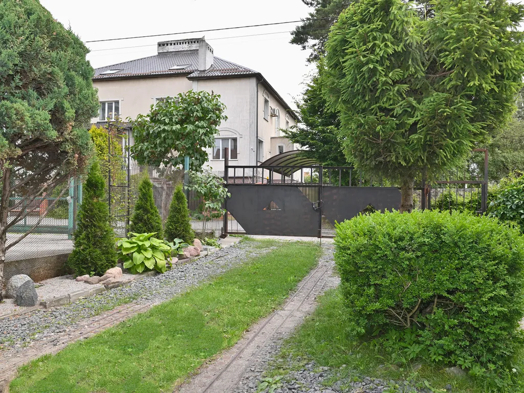 Немецкий дом с садом