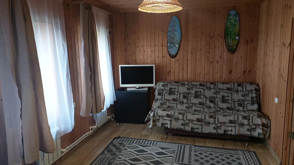 Дом на набережной в центре города