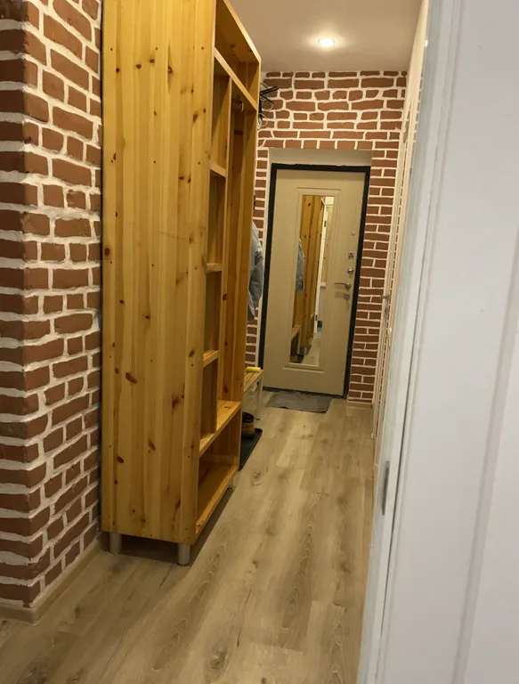 Апартаменты логово румс двухкомнатные пятиместные