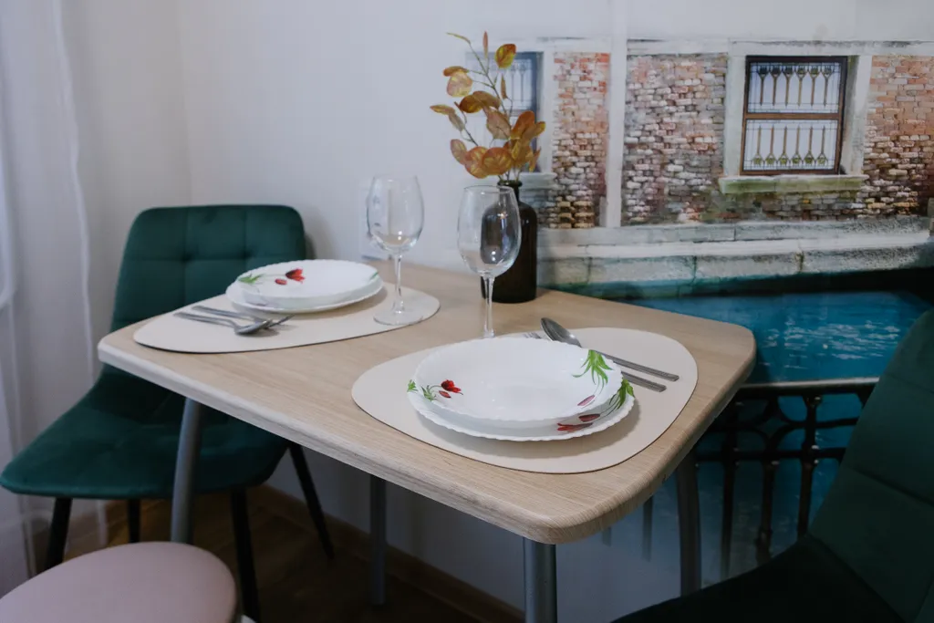 Двухкомнатная квартира в районе центрального рынка