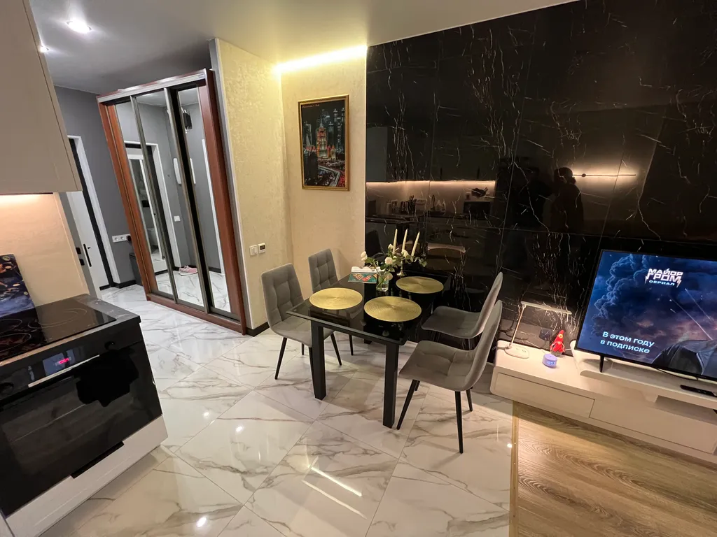 Уютная квартира с дизайнерским ремонтом рядом с метро