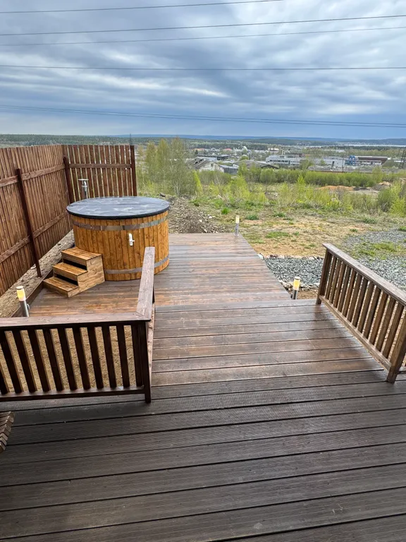 Уютный дом с купелью Фурако прекрасным видом на Онежское озеро и город