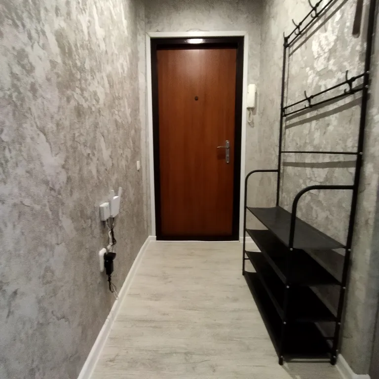 Квартира рядом с трассой. Тихий двор, Чистота, Уют, Комфорт!