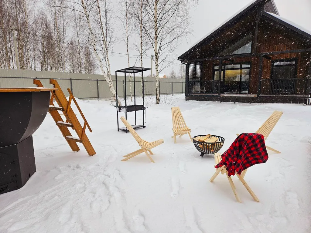 Коттедж Дом с большой террасой, панорамными окнами, банным чаном и сауной — аренда посуточно в Солнечногорск