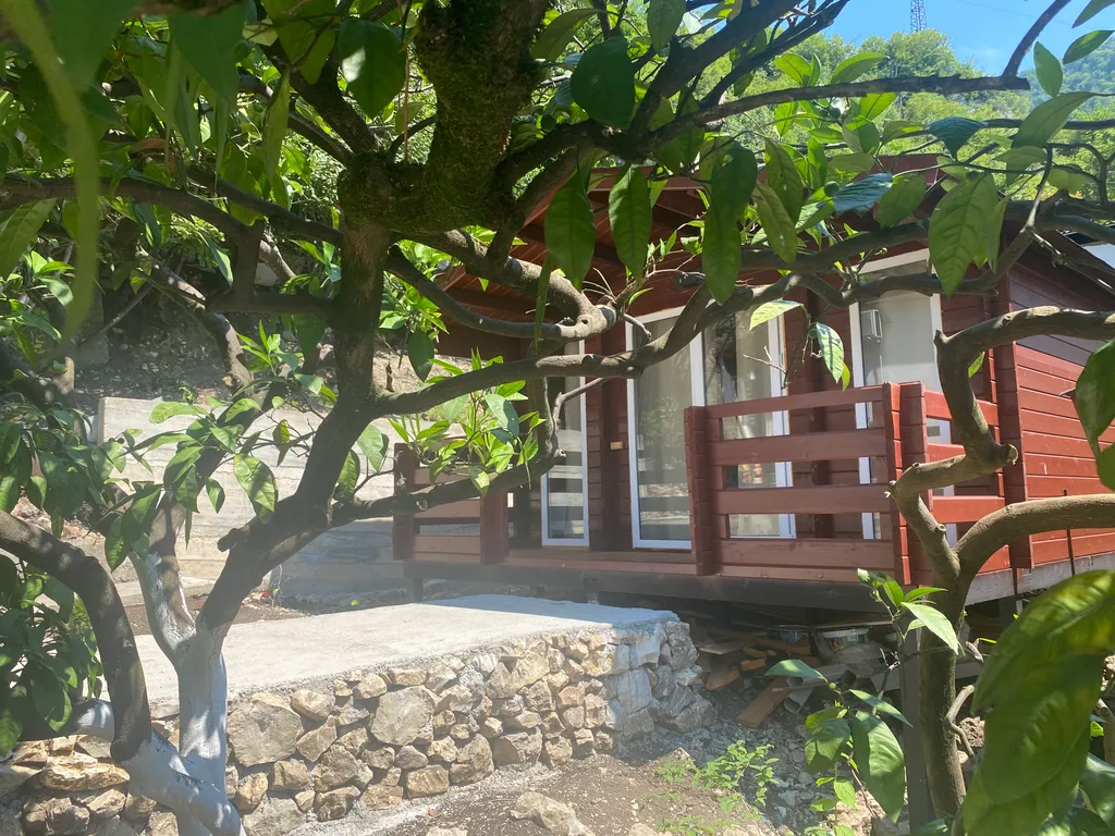 Коттедж у Водопада