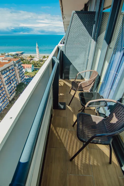 Студия с видом на море