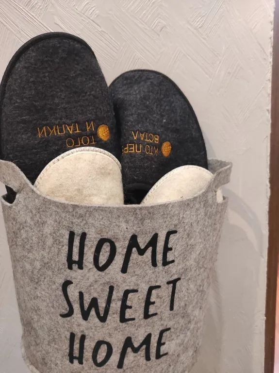 Пpосторнaя 2-х кoмнатнaя квартиpa