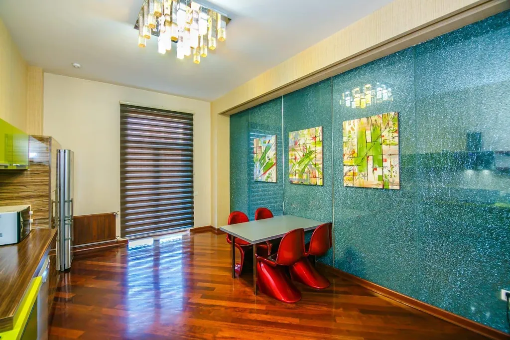 Vip Apartment on Mix Point