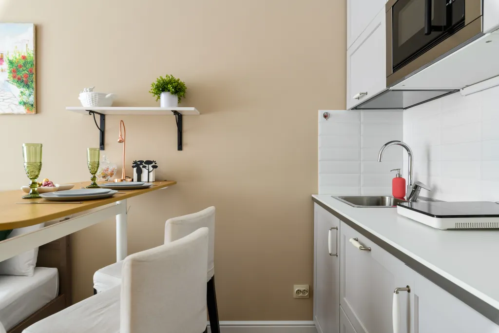 Студия с видом на сосны в Зеленогорске, закрытая территория