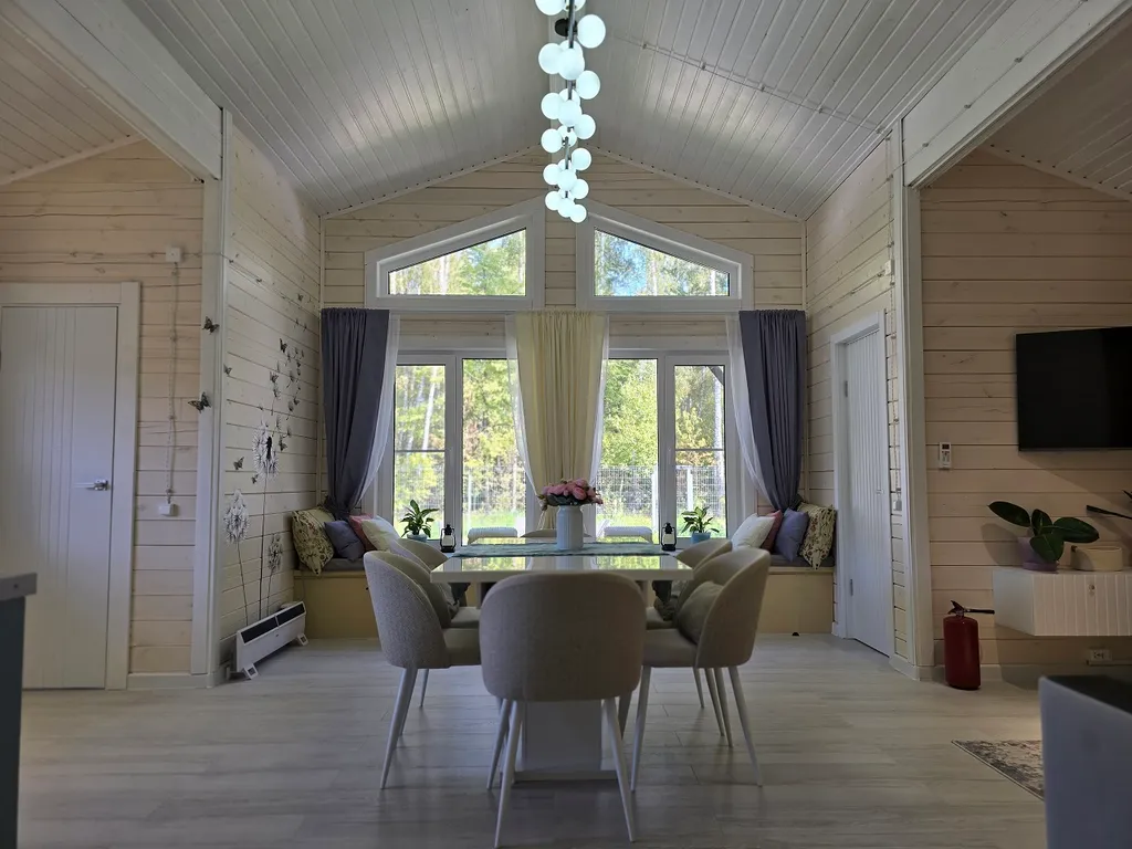 Уютный дом с баней у березового леса