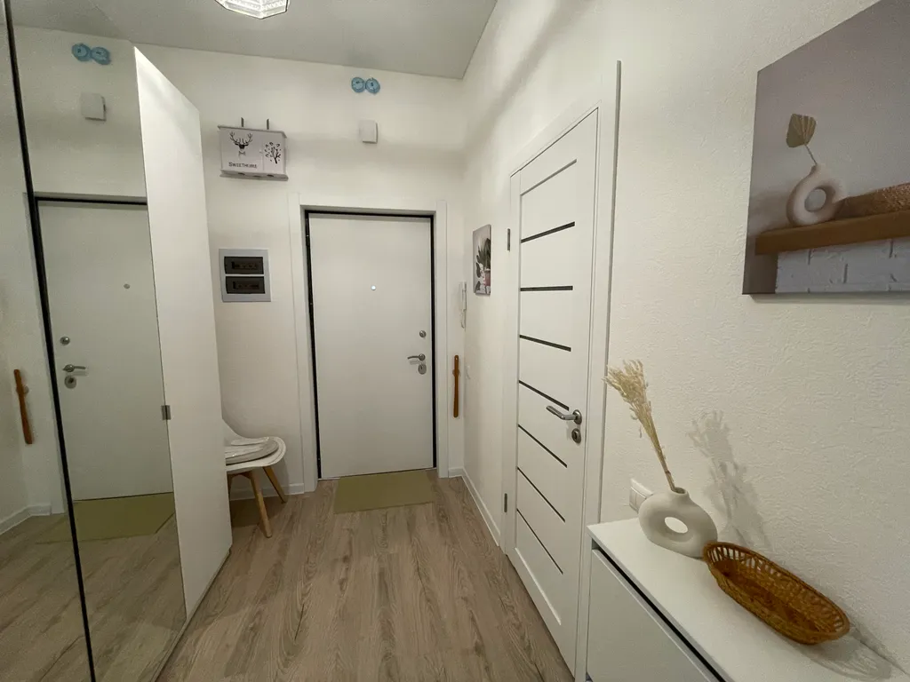 Квартира Квартира Студия СКАНДИ ЖК Бизнес-класса Сердце Ярославля с Алисой — Ярославль