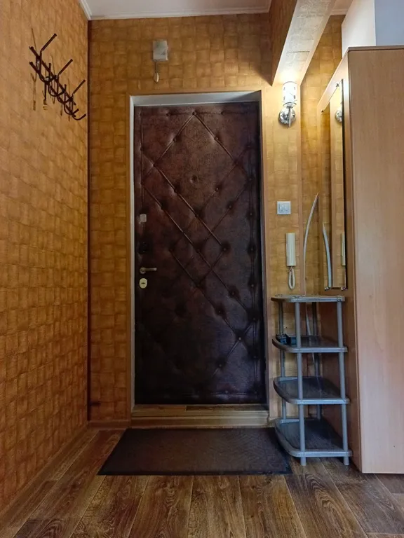 Квартира 2-комнатная Квартира — Красноярск