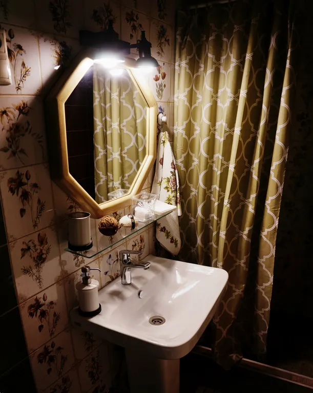 Просторный семейный номер Charm в Доме на Итальянском 9