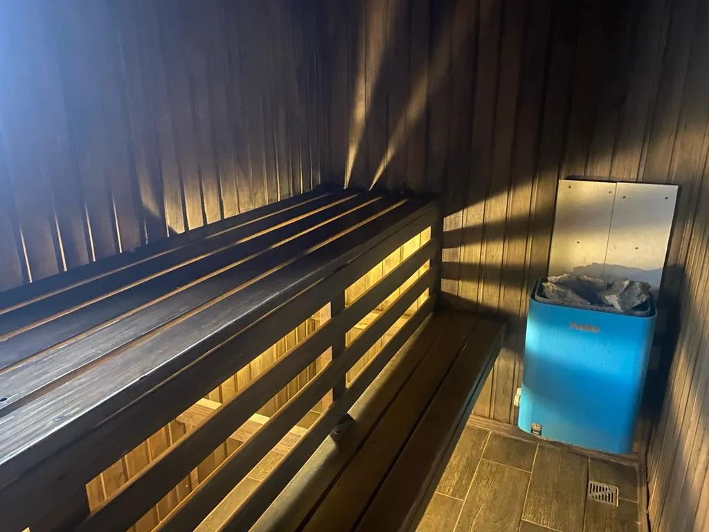 Коттедж 5-комнатный Дом — Луга