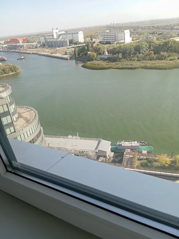 Студия на набережной