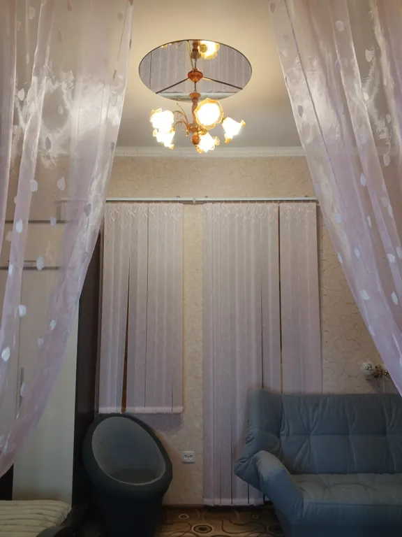 Уютная студия в доме с отдельным входом, рядом море и набережная